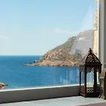 Sunset Coast House - Stone *