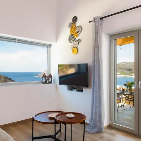 Sunset Coast House - Stone Casa de Férias