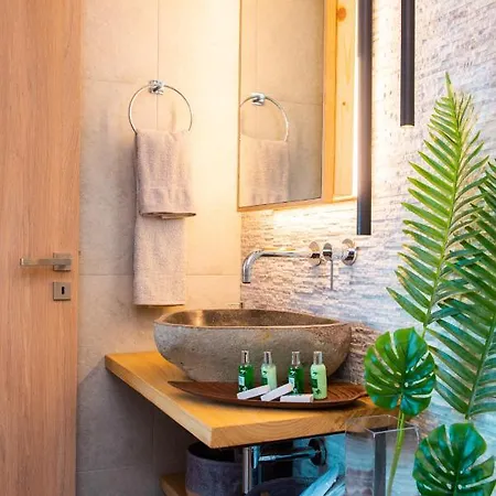 Sunset Coast House - Stone