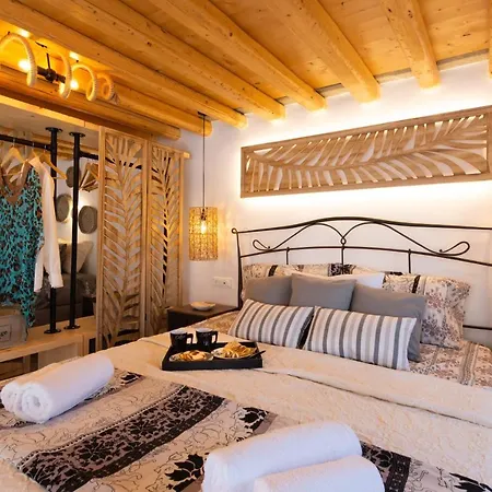 Sunset Coast House - Stone