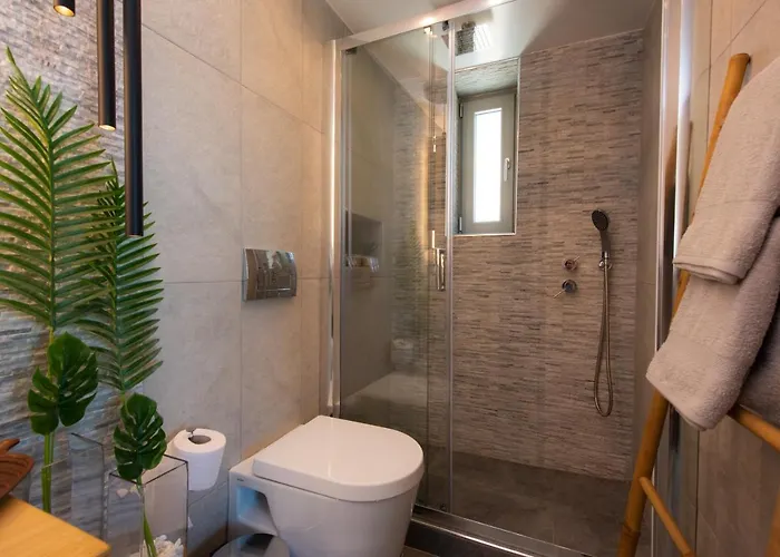 Sunset Coast House - Stone * فاثي